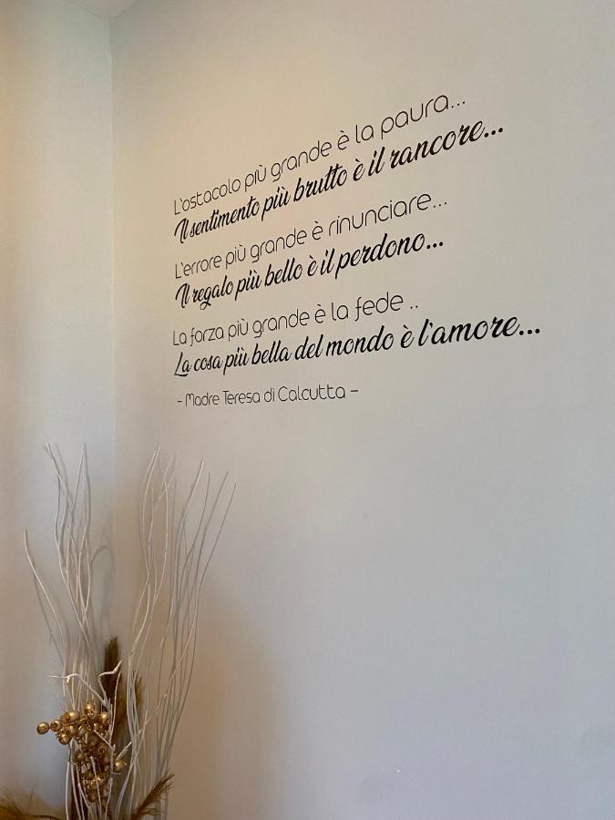 A Due Passi B&B Città Sant'Angelo Eksteriør billede